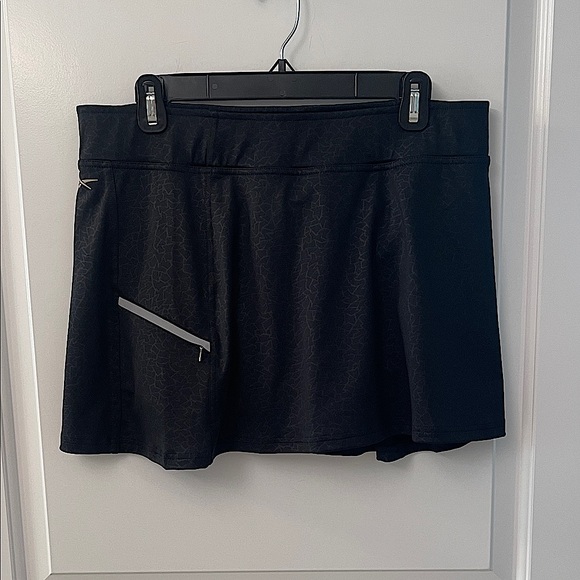 Reebok Black Athletic Skort/Y2K/play dry/Tone on tone - Picture 1 of 9